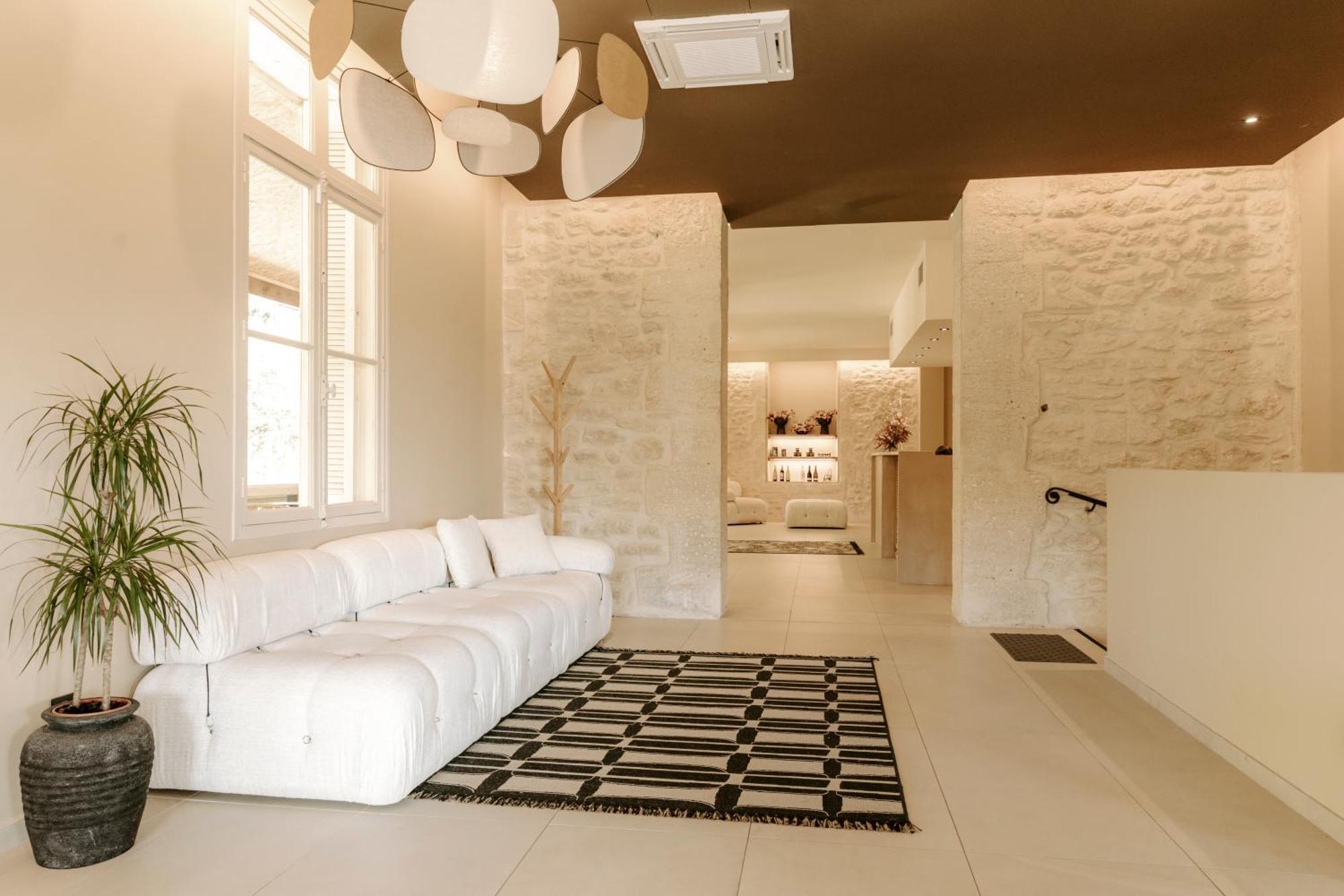 Soko Hotels-Pont Du Gard Remoulins Εξωτερικό φωτογραφία