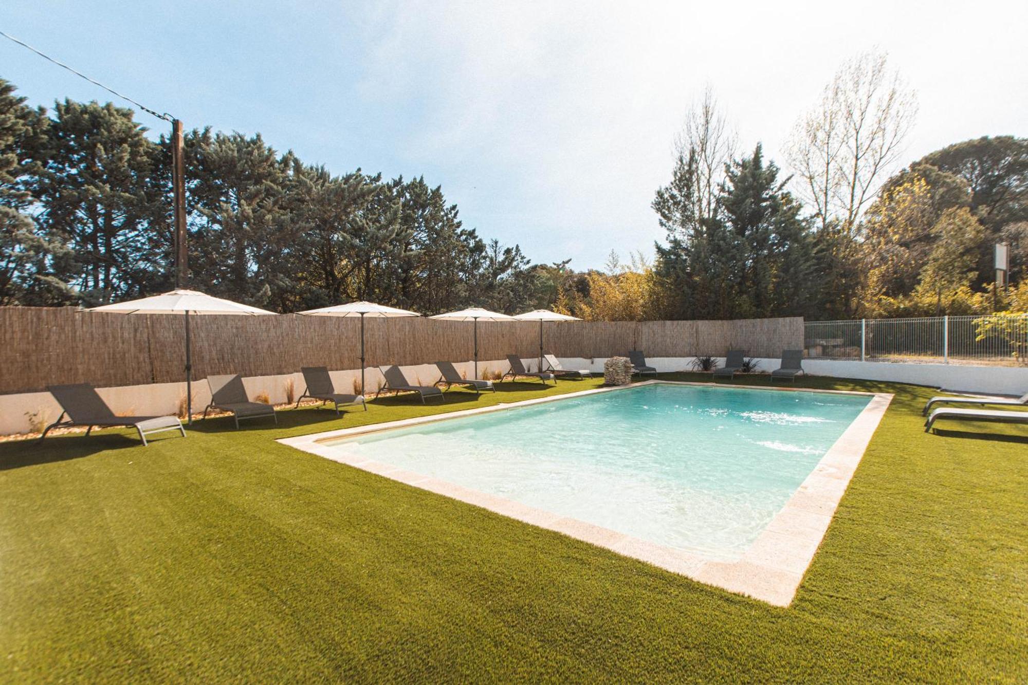 Soko Hotels-Pont Du Gard Remoulins Εξωτερικό φωτογραφία